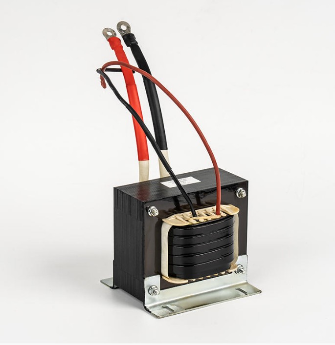 À quelles industries ou équipements les transformateurs onduleurs conviennent-ils ?